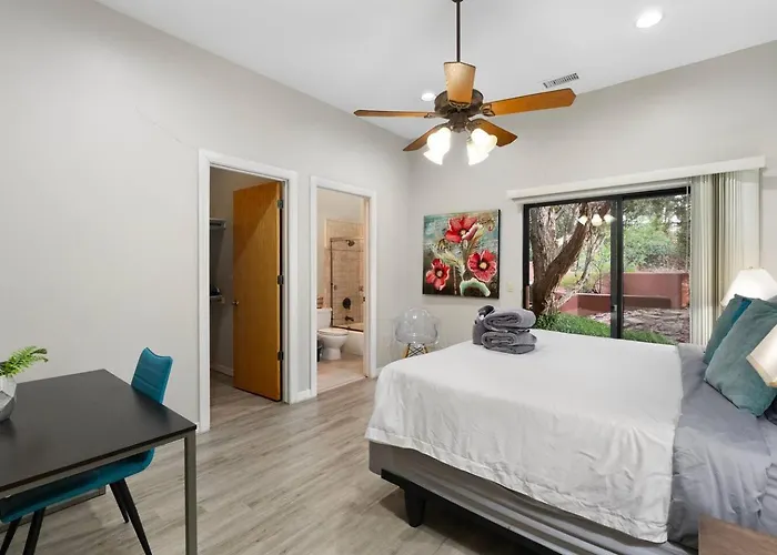 West Oasis Pool Table Sleeps 16 *